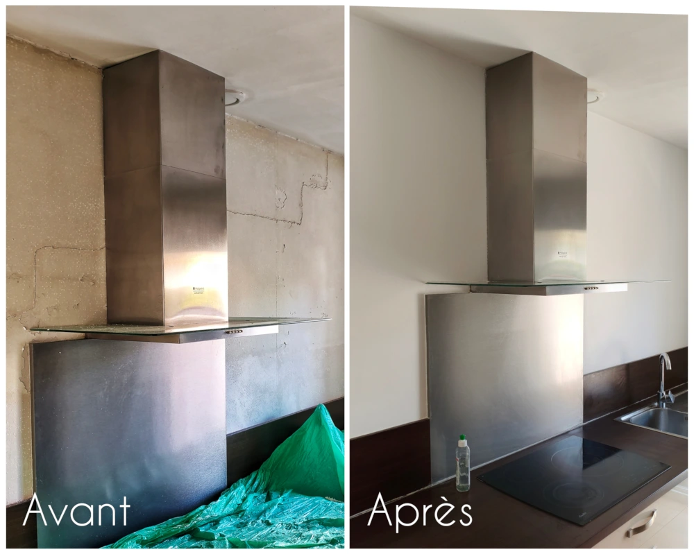 Avant, après, à Canet en Roussillon, traitement des fissures d'un mur de cuisine, ponçage et mise en peinture finition velours blanc